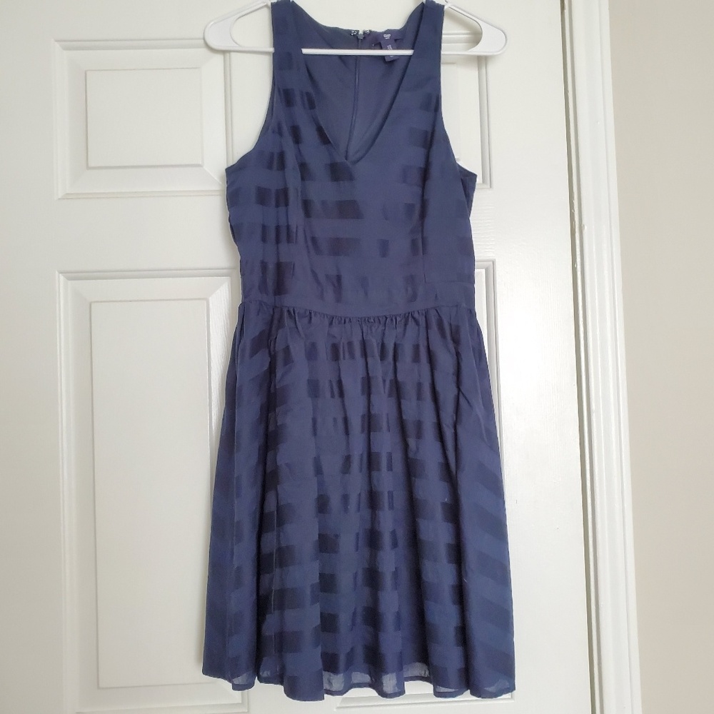 Gap Party Dress - Picture 2 of 5